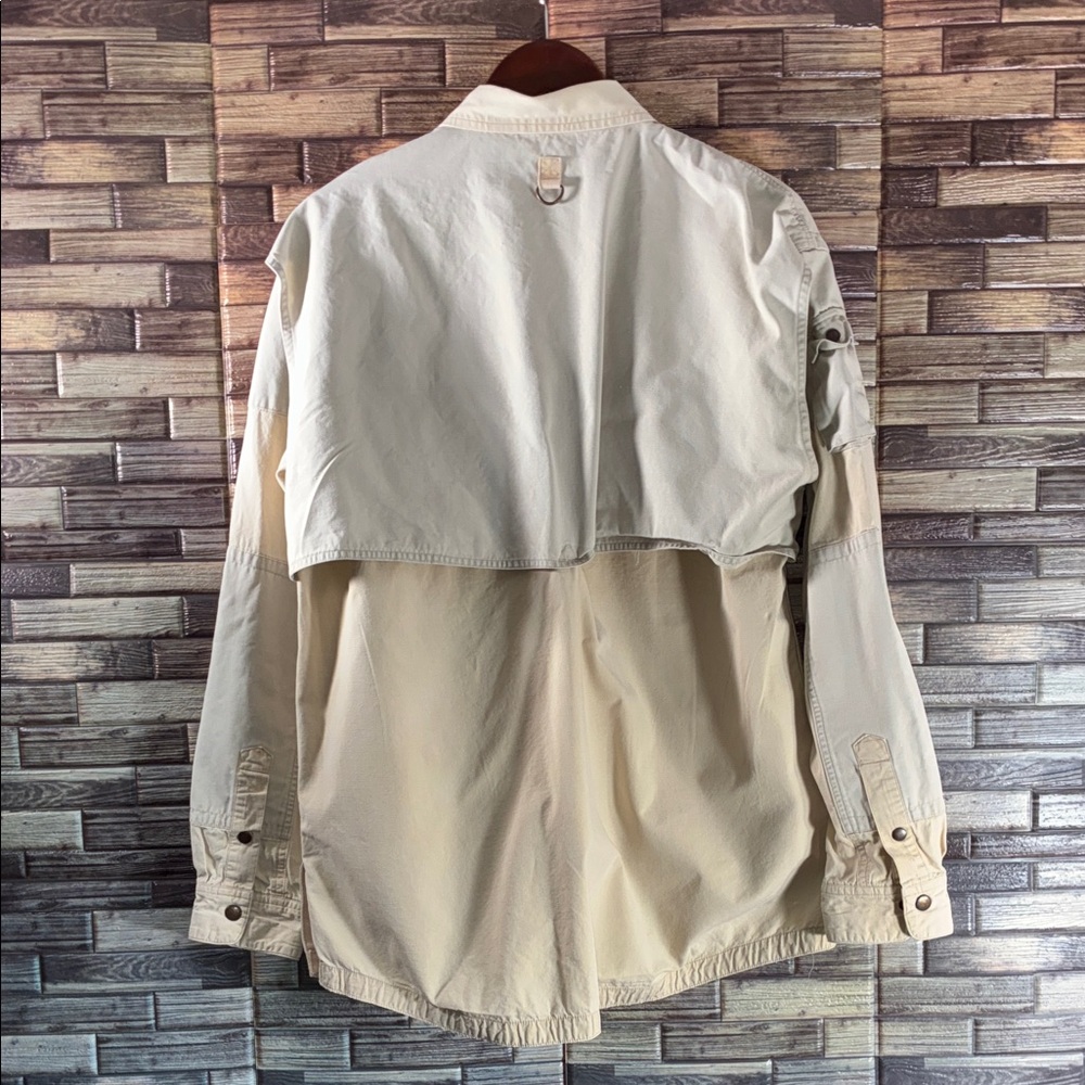 Lightweight Men's Shirt Jacket in Cream - Picture 3 of 10